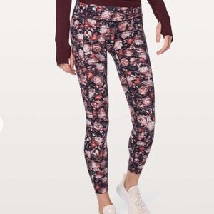 Lululemon fast and free peony multi